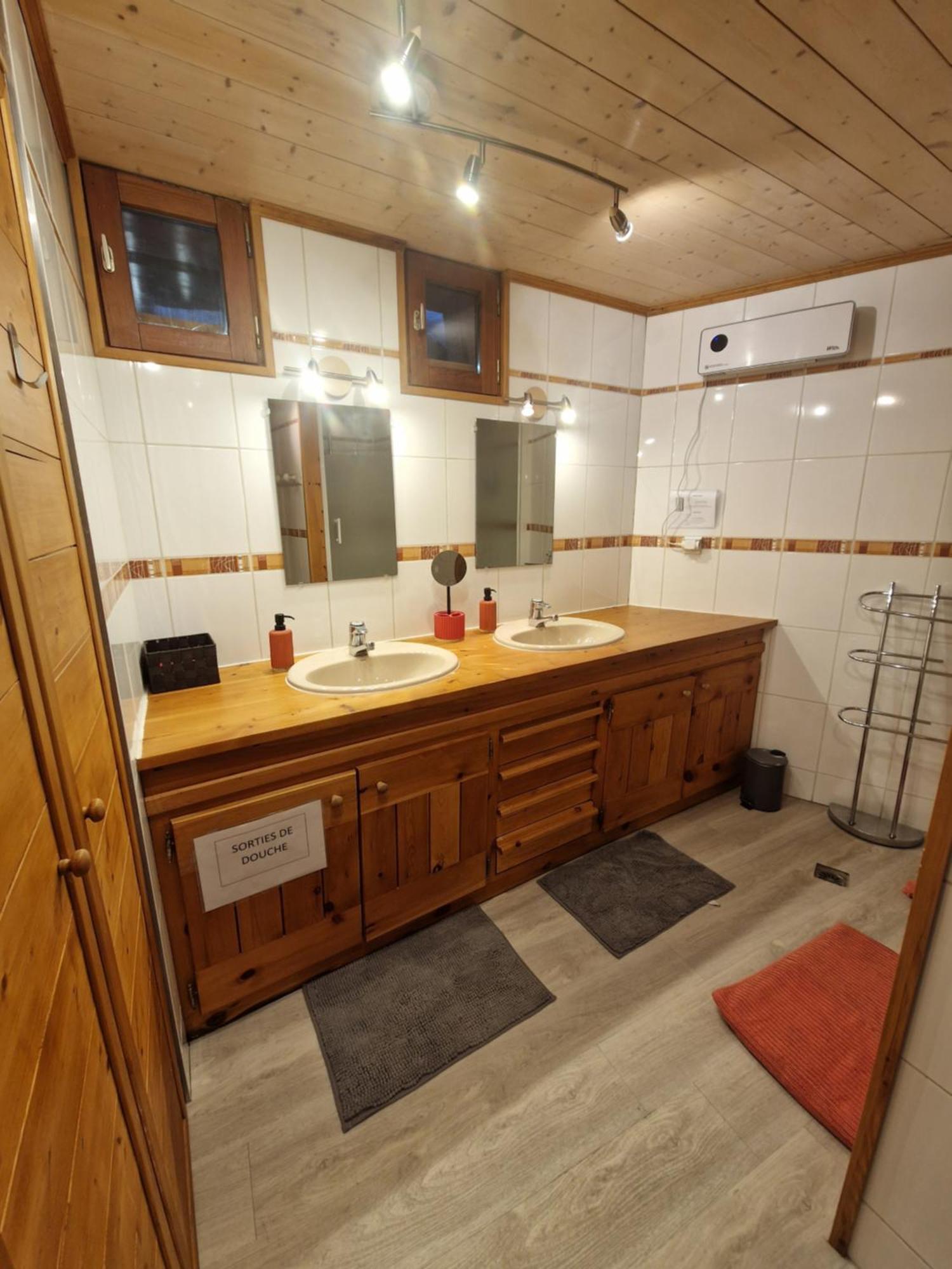 Le Chalet Pointu De Capucine Bourg-Saint-Maurice Exteriér fotografie